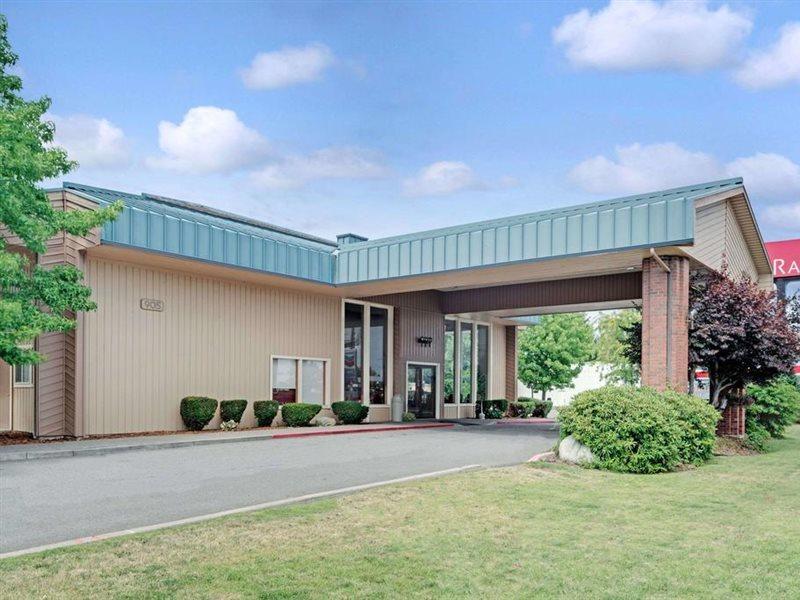 Ramada By Wyndham Spokane Valley Esterno foto
